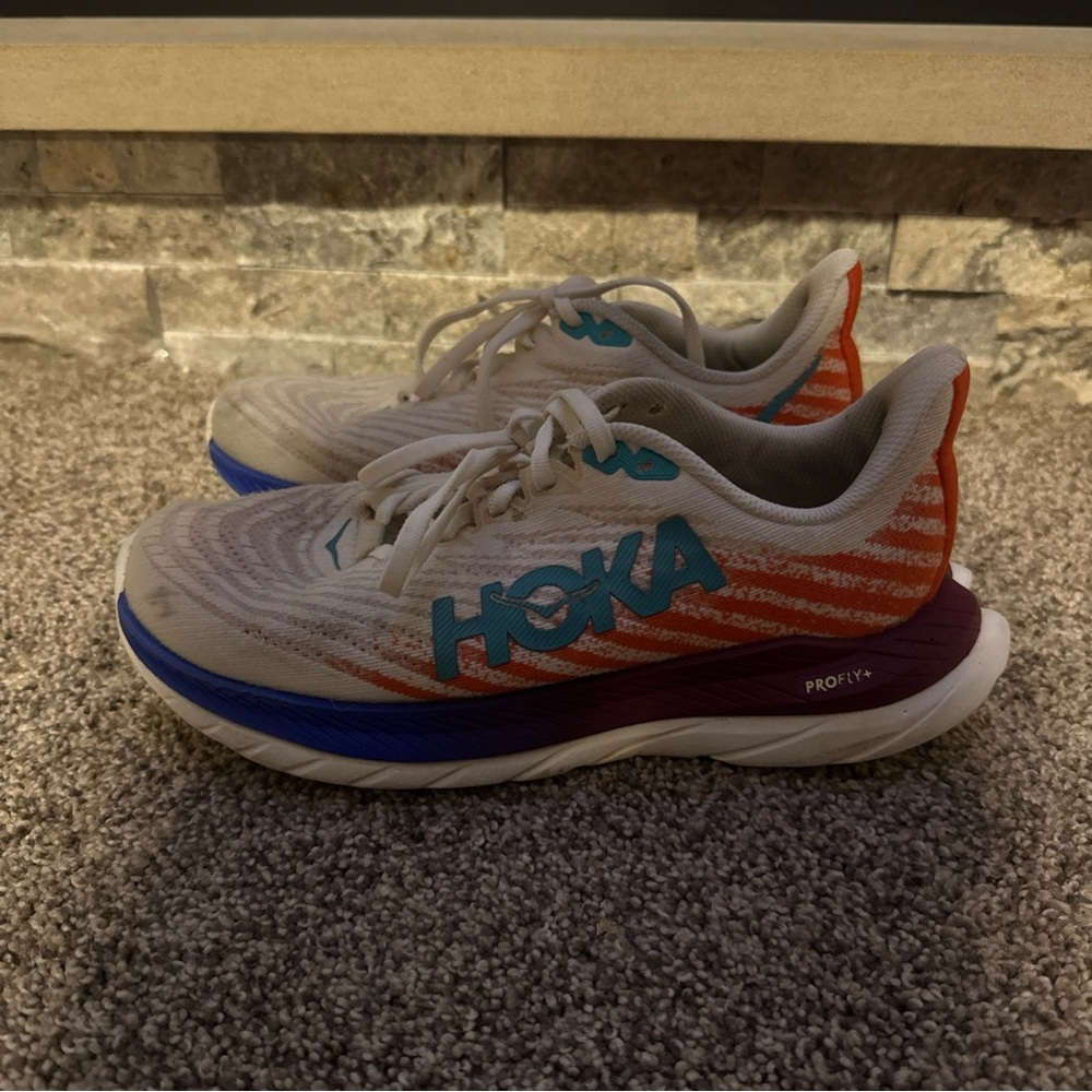HOKA Mach 5 Womens 7.5D Running Athletic Shoes EUC